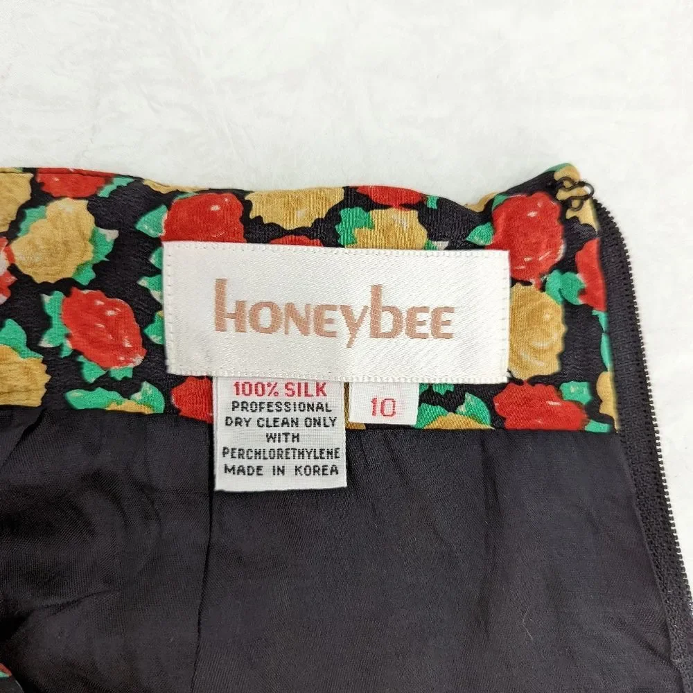 Vintage Red and Gold Rose Silk Pencil Skirt- 28" Waist - Picture 9 of 10